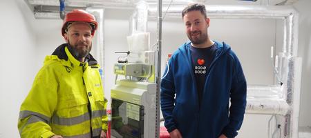 Hundholmen Byutvikling benytter vannbåren byggvarme fra Bodø Energi Varme. 