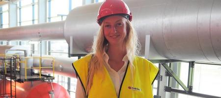 Eline jobber i Bodø Energi Varme med fjernvarme