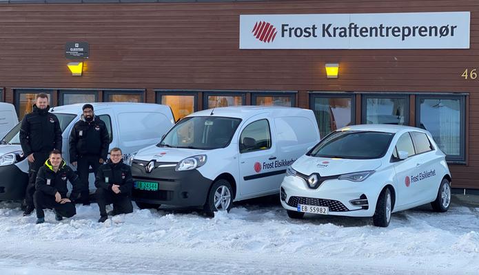 Elbiler i Frost Kraftentreprenør. Fotokred; Inger Helmine Jakobsen
