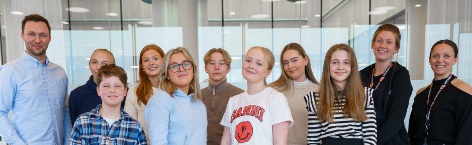 Presentasjon av styret til UNG2024. Amalie Åsen Johnsen (16år) Anton Gagnum (15år) Emrik Nøvik Jensen (13år) Kristine Flem Willassen (17år) Leah Sofie Myhre (14år) Marie Bahr Rengård (14år) Mathea Edvinsen Strøm (15år) Foto: Knust Kamera.